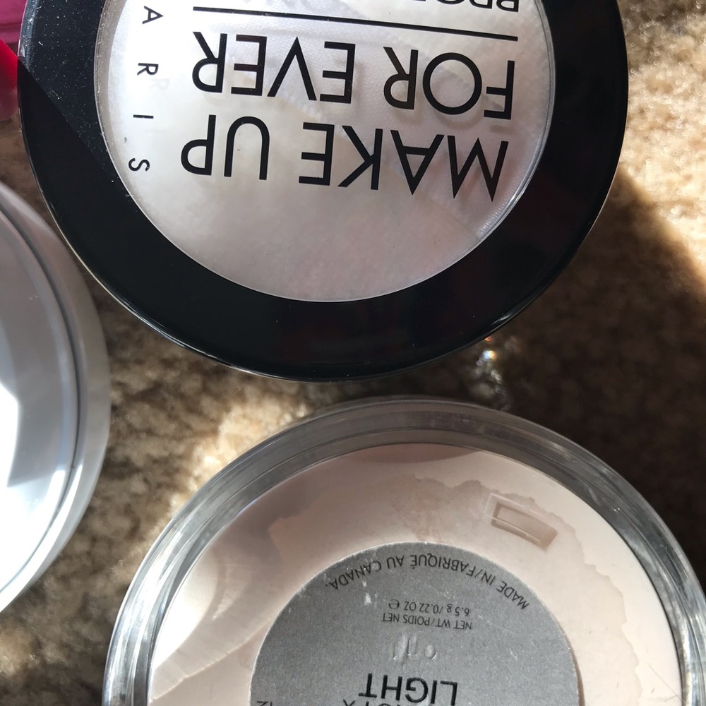 Makeup Bundle - Picture 6 of 6